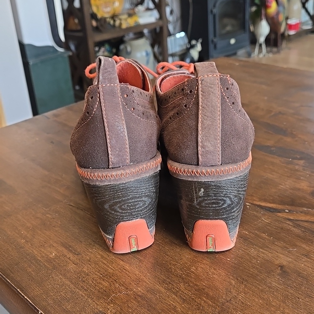 Jambu Seattle Wingtip Heeled Leather Suede Oxford Peach Brown Womens Size 7 - Picture 3 of 7